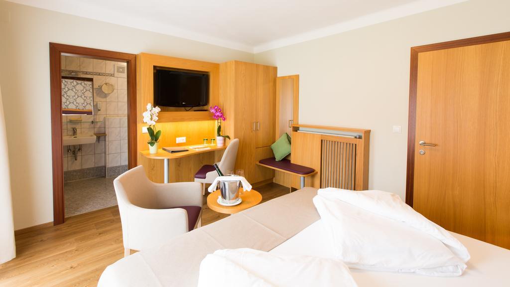Romantikhotel Residenz Wachau Aggsbach Buitenkant foto
